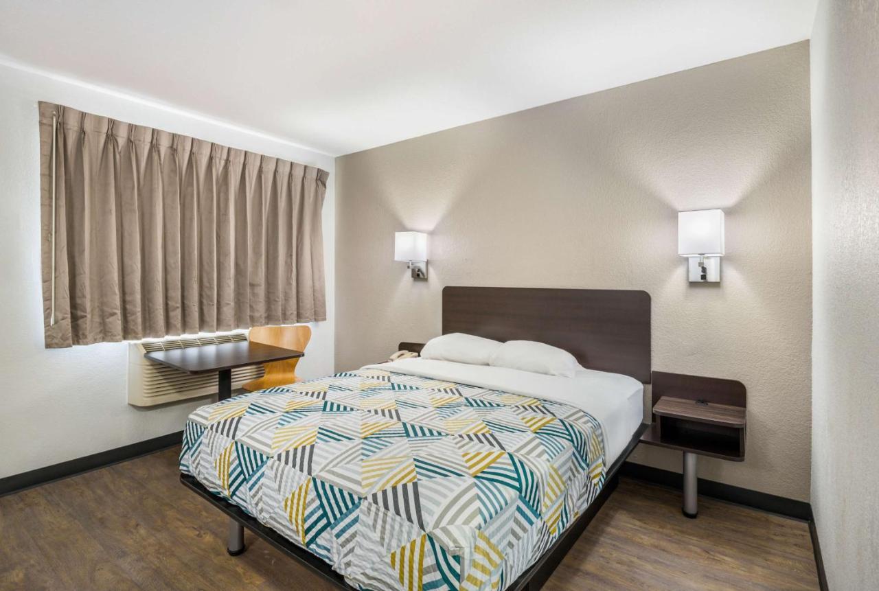 Motel 6-Sandston, Va - Richmond, Va Kültér fotó