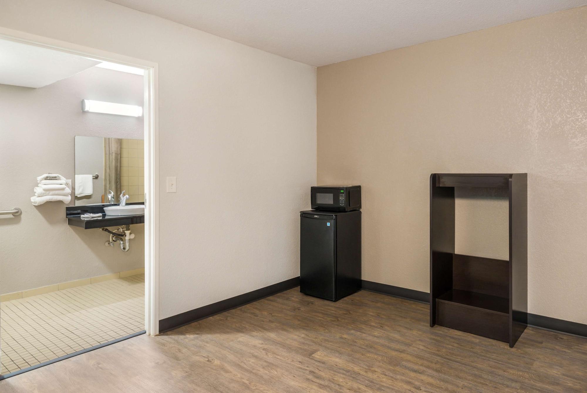 Motel 6-Sandston, Va - Richmond, Va Kültér fotó