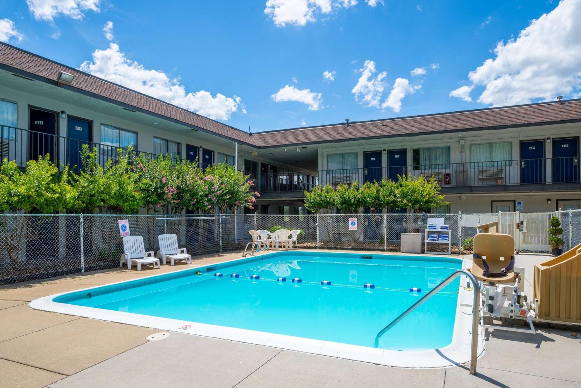 Motel 6-Sandston, Va - Richmond, Va Kültér fotó