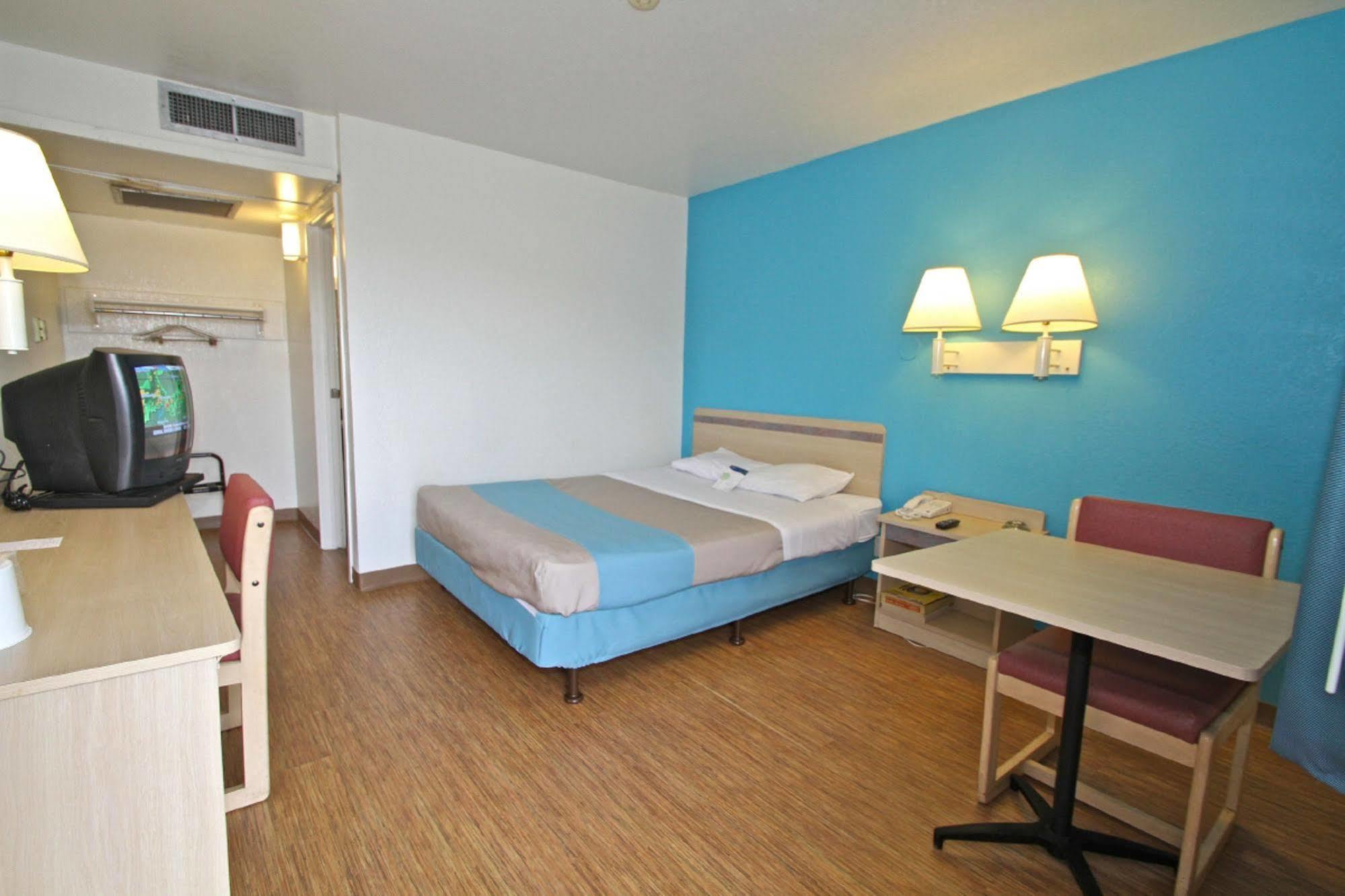 Motel 6-Sandston, Va - Richmond, Va Kültér fotó