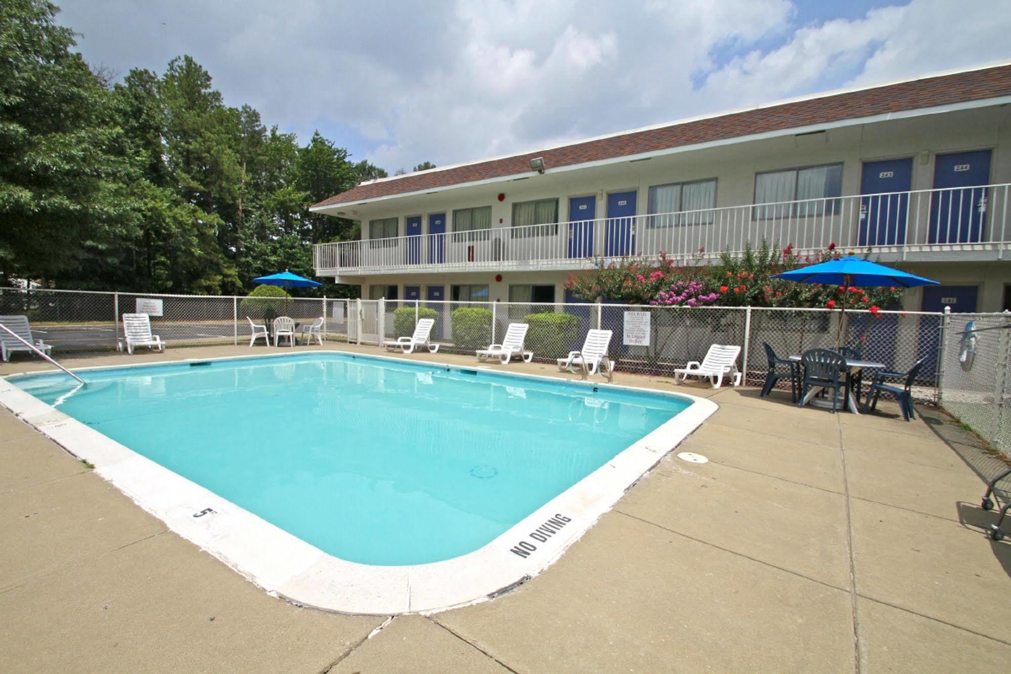 Motel 6-Sandston, Va - Richmond, Va Kültér fotó